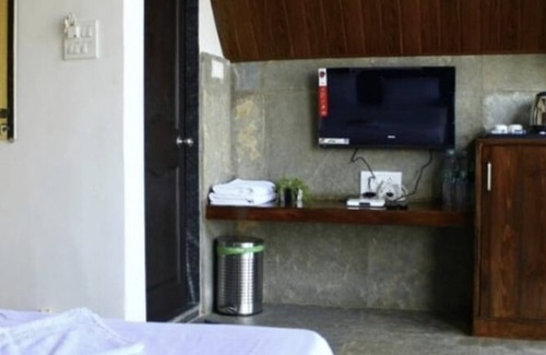 Bhilar Hotel | Manshas High-5 Resort