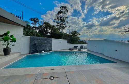 Buenos Aires Villa | Mansión moderna Poblado-Piscina-
