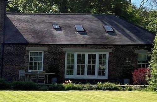 East Boldon Apartamento | Mansion Annexe - Private 5 Acres-stunning Grounds