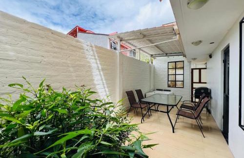Baños de Agua Santa Villa | Mansion del Bosque with Jacuzzi 6 Bedroom 5 Bath