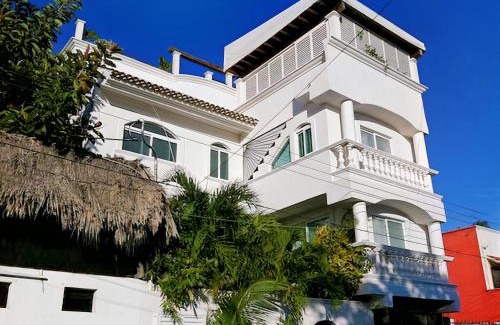 Gonzalo Guerrero Villa | Mansion Mauresque