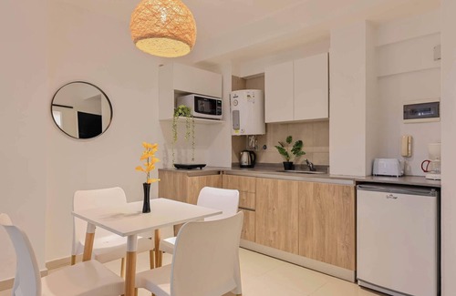 Balvanera Apartamento | Fliphaus + Mansion Mitre 'D' - 4 pax Gym & Jacuzzi