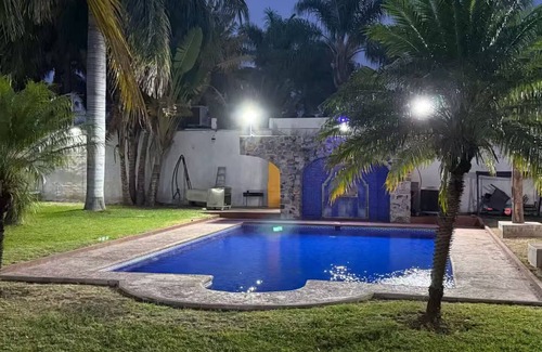 Riberas del Pilar Casa | Mansion with Lake View, Garden and Pool