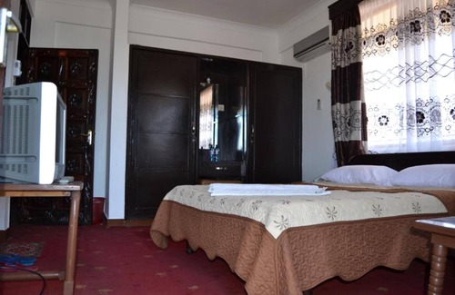 Tangana Hotel | Manson Hotel