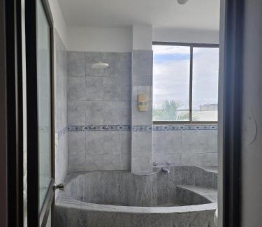 Manta Hotel | Manta Beach Inn & Suites