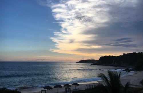 Salchi Hotel | Manta Raya Hotel - right on the beach