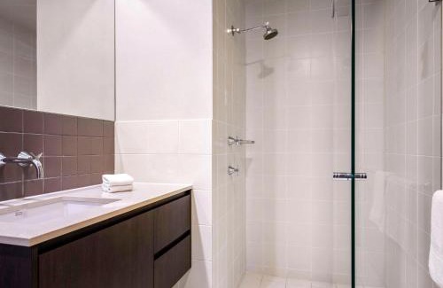 Adelaide Central Business District Hotel | Mantra Hindmarsh Square