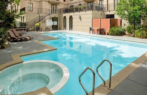 Melbourne Apartamento | Mantra on Jolimont Melbourne