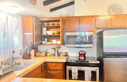 Fish Camp Cabina | ManVee Lodge at Yosemite - Just 2 miles from the south gate entrance to Yosemite