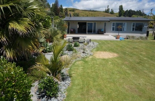 Tokomaru Bay Casa | Maoriori-Paraíso frente a la playa en la bahía de Tokomaru