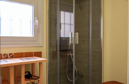 Zona LVIII Prima Porta Cama Y Desayuno | Map room in Domus Anson Silj is perfect for a wonderful stay.