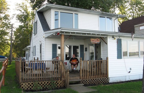 Ashville Casa | Maple Bay Get-a-Way