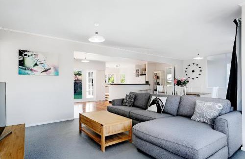 Taupo Casa | Maple Cottage