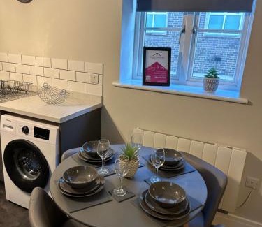 King's Lynn Apartamento | Maple House - 2 bedroom house with free parking in town by ShortStays4U