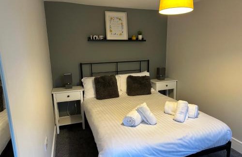 King's Lynn Apartamento | Maple House - 2 bedroom house with free parking in town by ShortStays4U