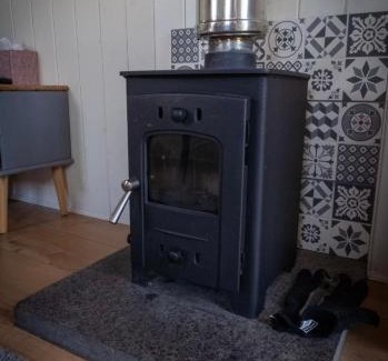 Banningham Otro | Maple Hut Four Acre Farm