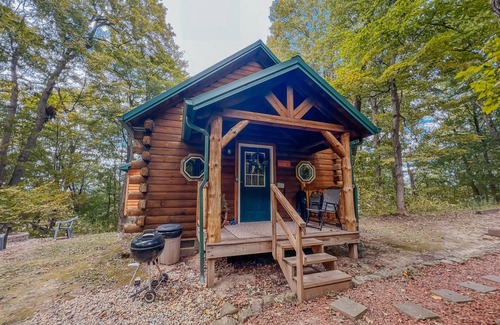 Laurelville Cabina | Maple Lane Cabin-Cabaña-Baño Privado-Estándar