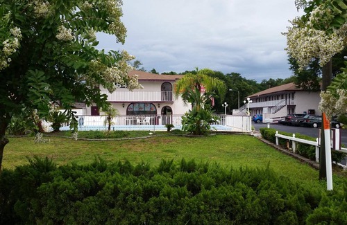 Kissimmee Casa | Maple Leaf Inn & Suites
