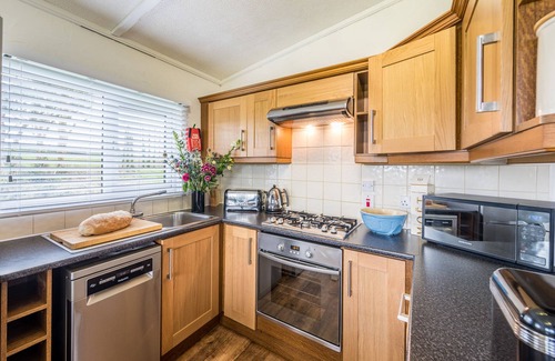 Otterham Apartamento | Maple Lodge-Lodge-Baño Privado