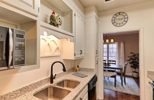 Columbia Casa | Maple Roost - A Stroll to Downtown Columbia & Square