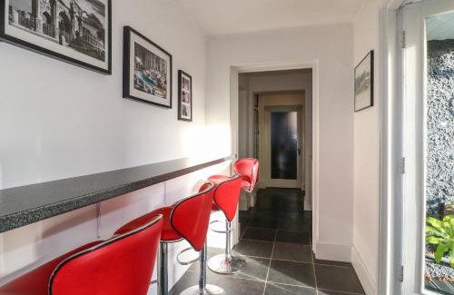 Marlpool Casa | Maples Annex
