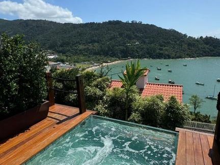 Governador Celso Ramos Casa | Mar de Bougainville