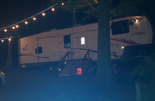 Greenbush Alquiler De RV | Mara-logo Large camper / large lot near Chincoteague Va. Park has all amenities