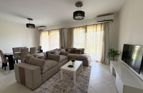 Shurtah al-Dakhlah Chalet De Esquí | Marassi North Coast Ground floor 3 bedrooms Direct on The Address Golf course - Access to Crystal Lagoon -Steps to El Alamein hotel & Marina