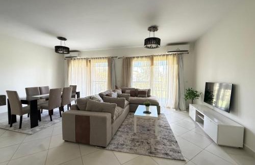 Shurtah al-Dakhlah Chalet De Esquí | Marassi North Coast Ground floor 3 bedrooms Direct on The Address Golf course - Access to Crystal Lagoon -Steps to El Alamein hotel & Marina