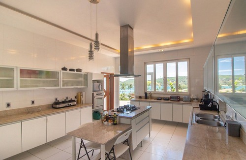Buzios Villa | Maravilhosa Mansão em Frente à Praia