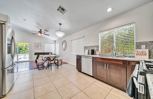 Indio Cabaña | @marbella Lane - 4BR Lavish Castle Retreat