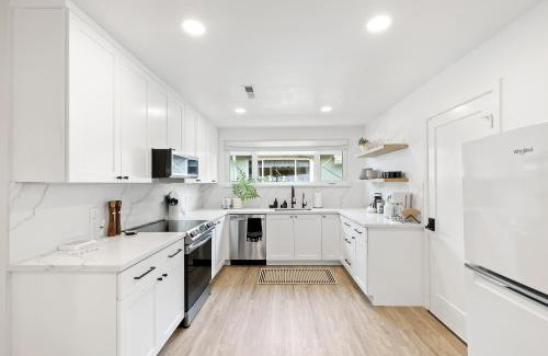 San Jose Casa | @ Marbella Lane - Charming and Modern Home in SJ