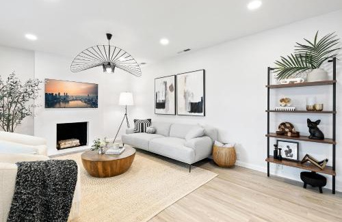 San Jose Casa | @ Marbella Lane - Charming and Modern Home in SJ
