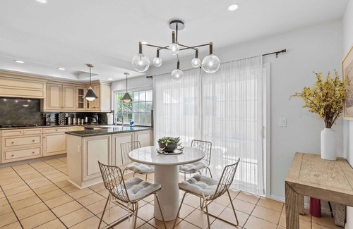 Fullerton Casa | @ Marbella Lane - Contemporary 4BR Charm w/ Pool