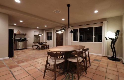 Panorama Heights Cabaña | @ Marbella Lane - Moon Designer Home Close to Jtnp