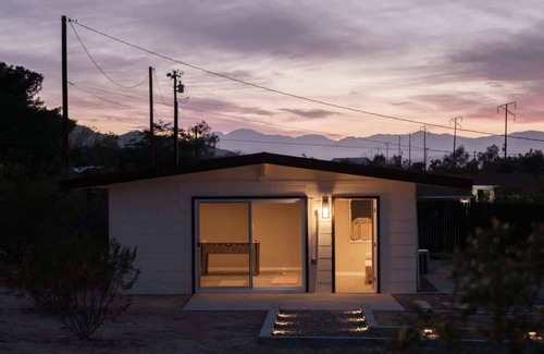 Panorama Heights Cabaña | @ Marbella Lane - Moon Designer Home Close to Jtnp