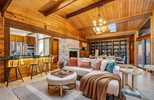 Vallemar Casa | @ Marbella Lane - Rejuvenating Coastal Oasis