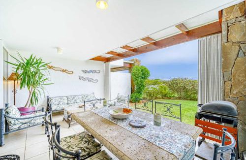 Maitencillo Apartamento | Marbella Retreat