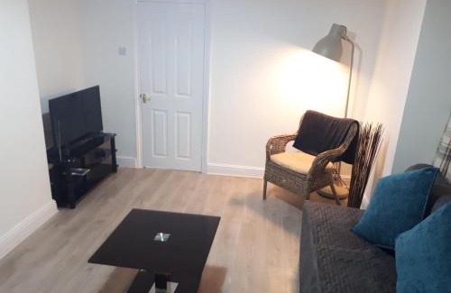Tooting Casa | Marble Apartments Broadway Two