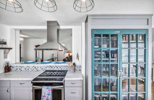 Marble Falls Casa | Lakefront Paradise with Firepit