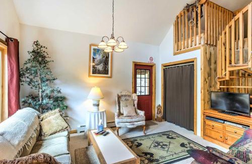 Marble Casa | Marble Hideaway Cabin with Mountain Views and Deck!