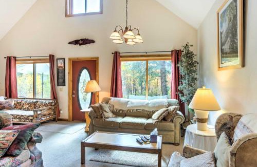 Marble Casa | Marble Hideaway Cabin with Mountain Views and Deck!