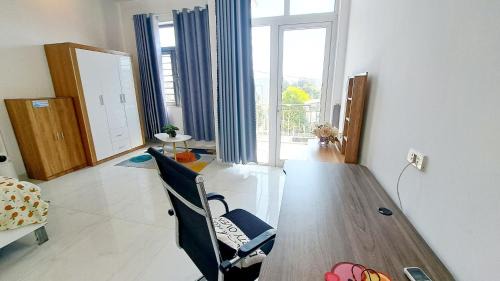 Hoa Vang Casa | Marble Mountain Homestay - Earth Element