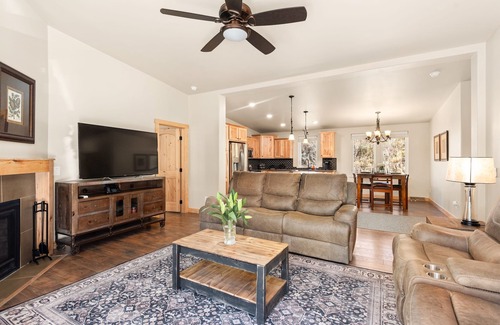 Carbondale Casa | Marble Riverfront Retreat | Mountainside Escape