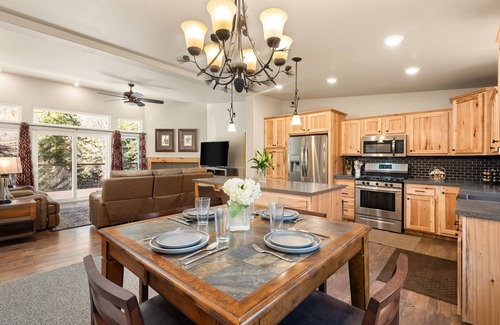 Carbondale Casa | Marble Riverfront Retreat | Mountainside Escape
