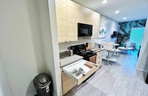 Downtown Des Moines Apartamento | Marbled Shores Hideaway (239)