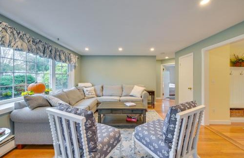 Marblehead Apartamento | Marblehead Retreat with Sprawling Yard and Gas Grill!