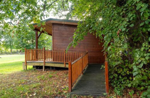 Rafford Casa | Marcassie Farm Lodges - Oak Studio - Accessible