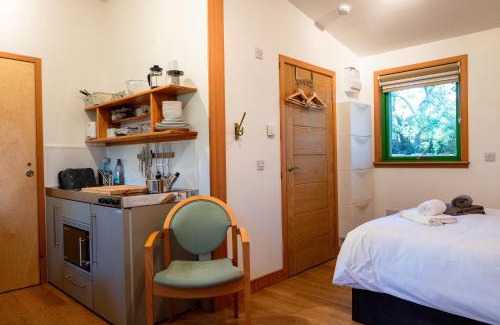 Rafford Casa | Marcassie Farm Lodges - Oak Studio - Accessible