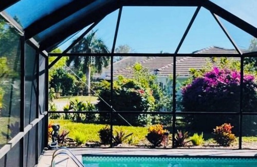 Marco Island Casa | Marco Island Florida Family Vacation Home-heated pool, beach, Pet friendly